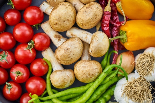 Astonished Doctors Cure Migraine with Veggie-Based Diet