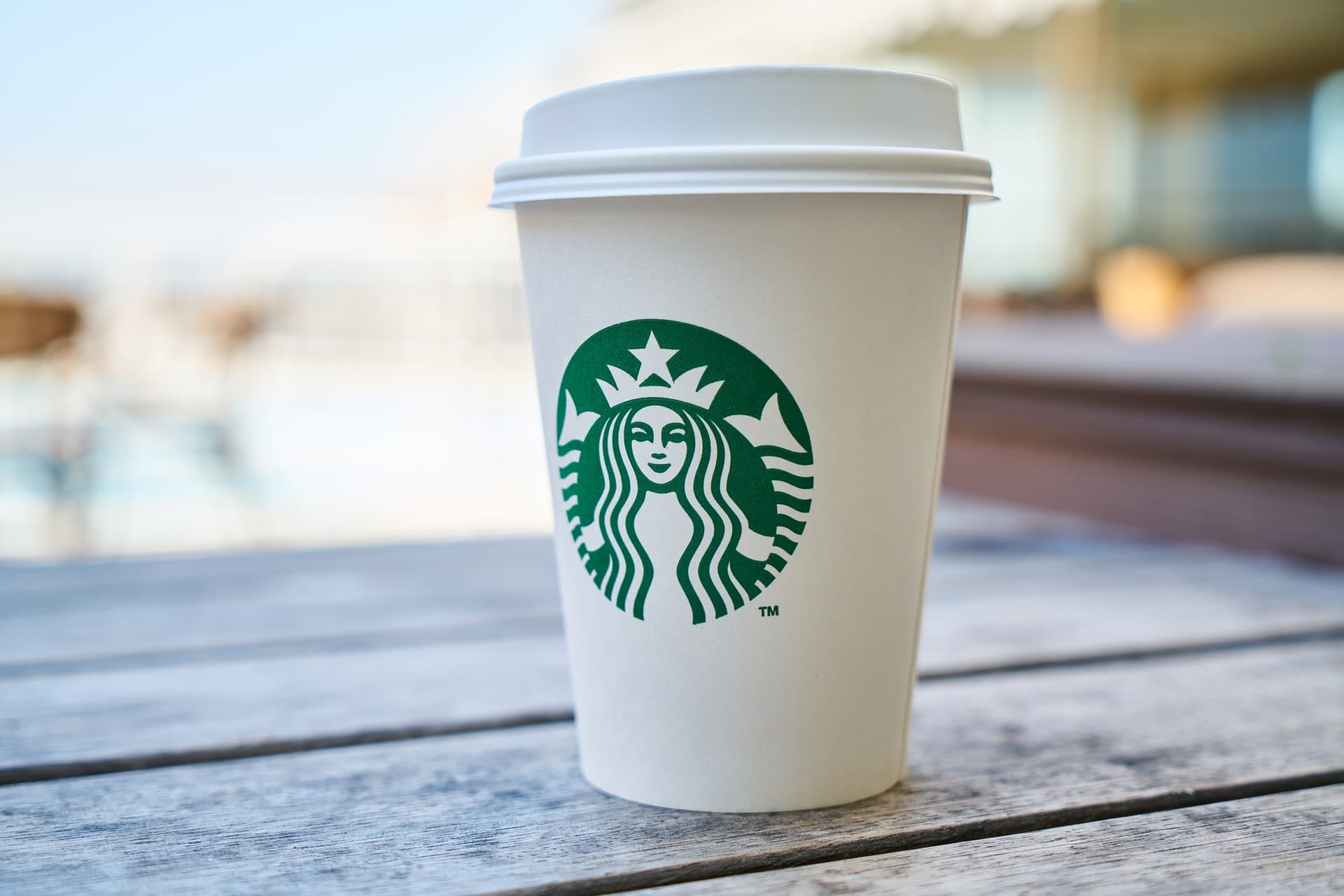 15 Starbucks Statistics for True Coffee Lovers - ComfyLiving