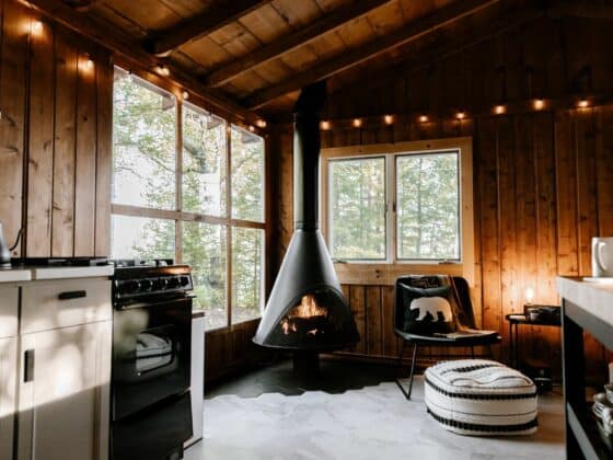 Cabin Decor Ideas for a Comfy and Inviting Space